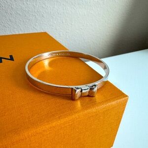 Kate Spade Silver Bangle "Bow" Bracelet